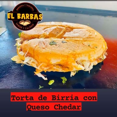 Torta de Birria + Agua del Dia + Consome Gratis