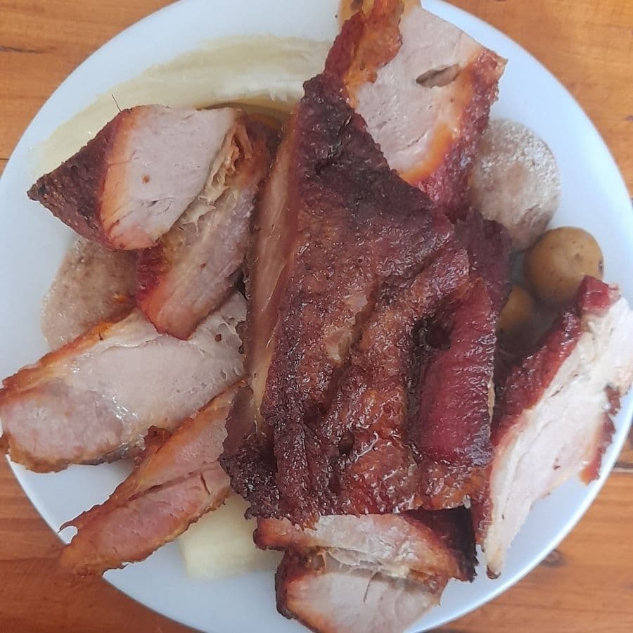 Porcion mixta cerdo y chiguiro para 2