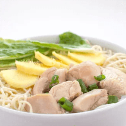 Caldo de Pollo con Kion