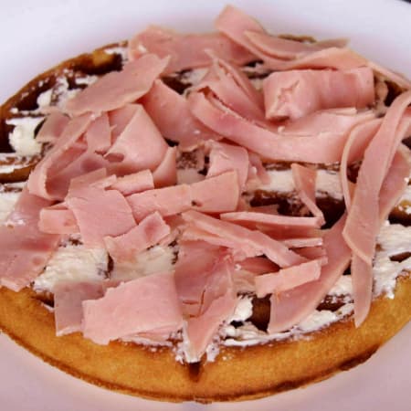 Waffle de Philadelphia y Jamon