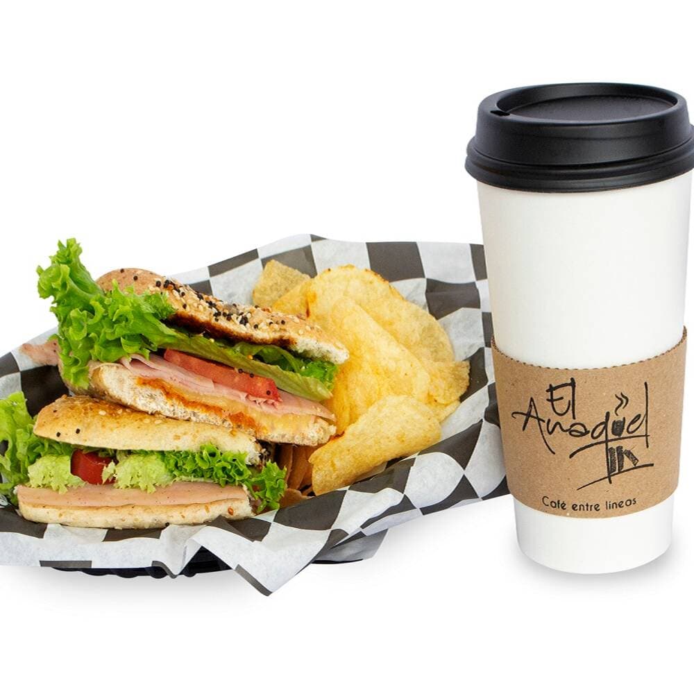 Chapata Jamón y Queso + Capuchino de Sabor
