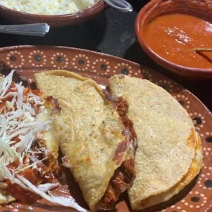 Orden de 3 Quesadillas de Masa