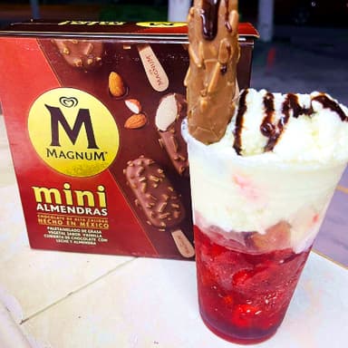 Fresas con Crema Magnum