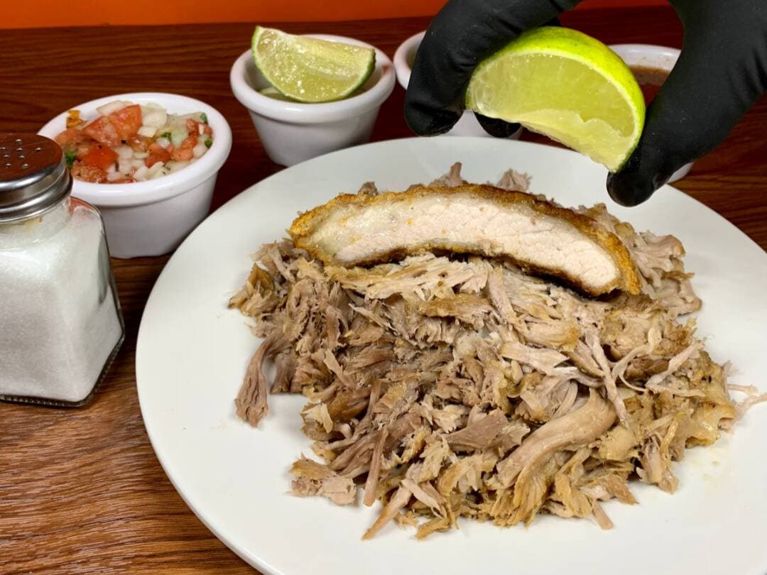 Carnitas y Pollos EL CHELO