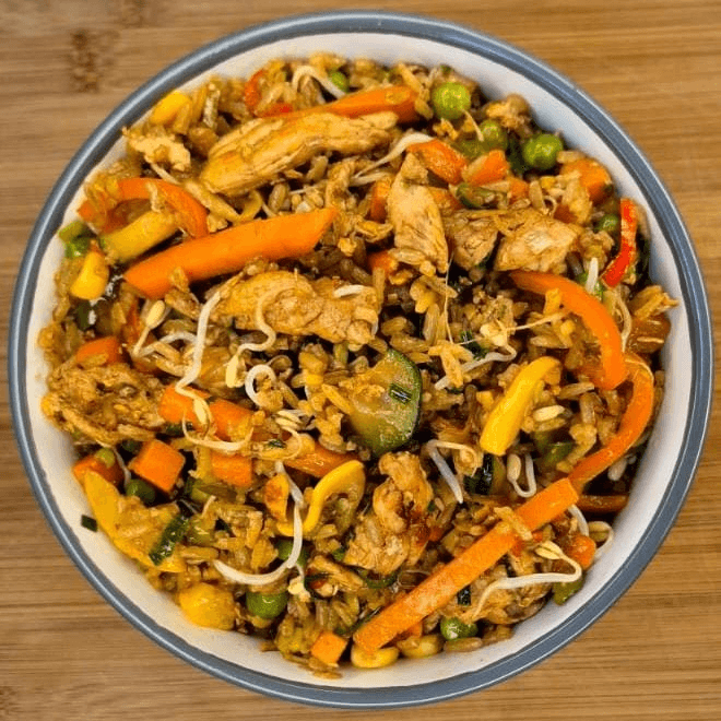 Arroz Vegetales y Pollo