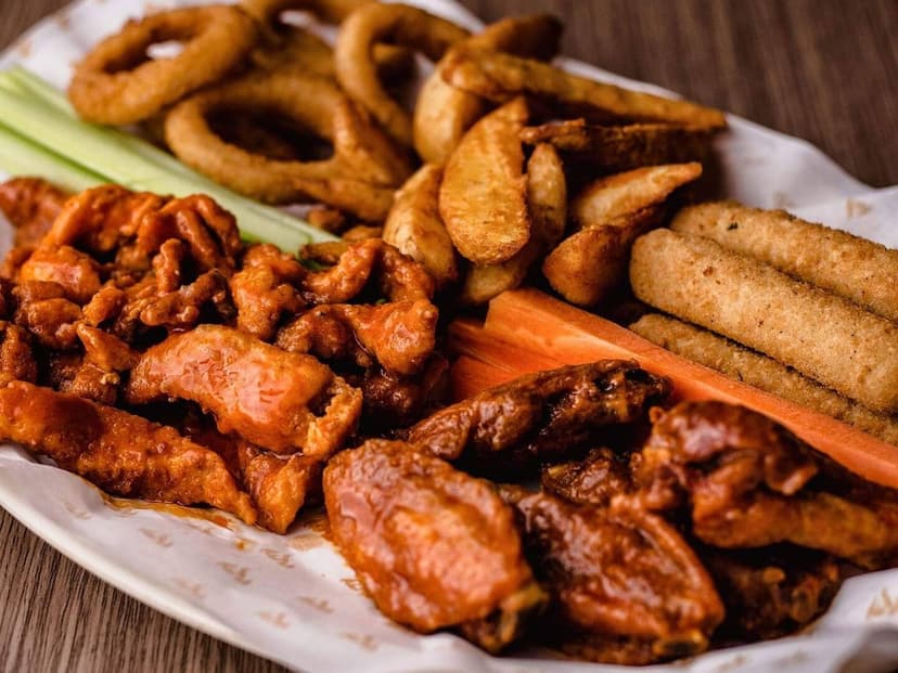 Chiltepino's Wings (Vista Hermosa)