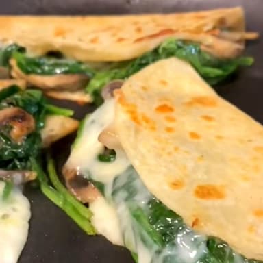 Quesadilla Espianca y Champiñon