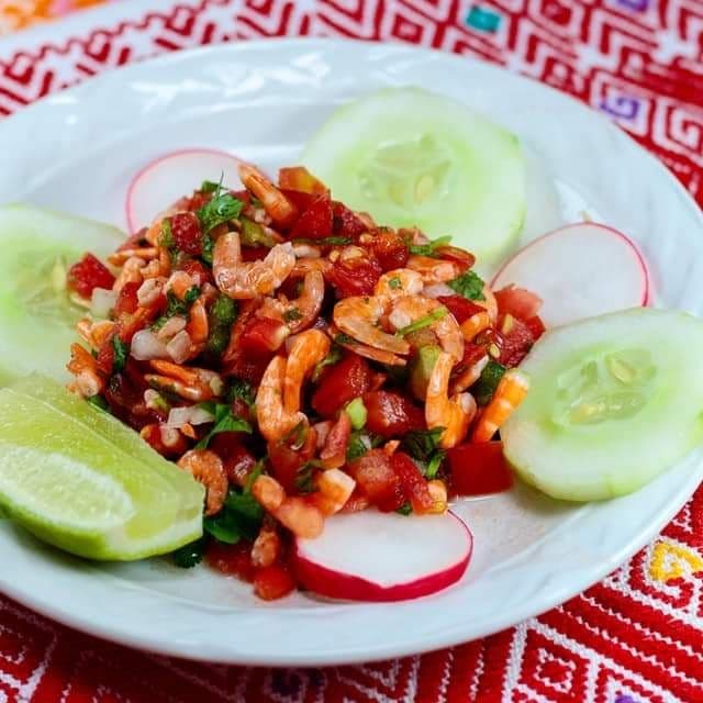 Ensalada de Camarón Seco