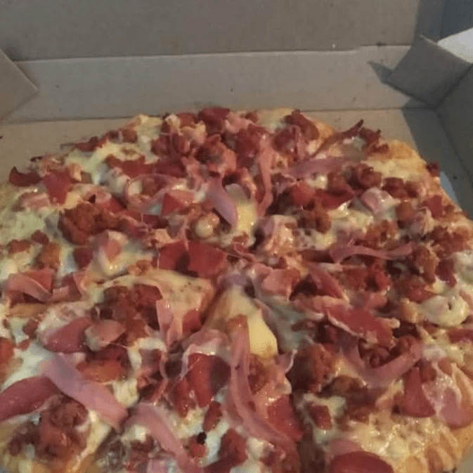 Pizza Carnes Frías Grande