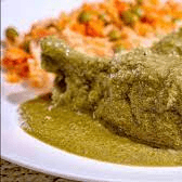 COMBO POLLO EN MOLE VERDE + LT DE AGUA REGALADA