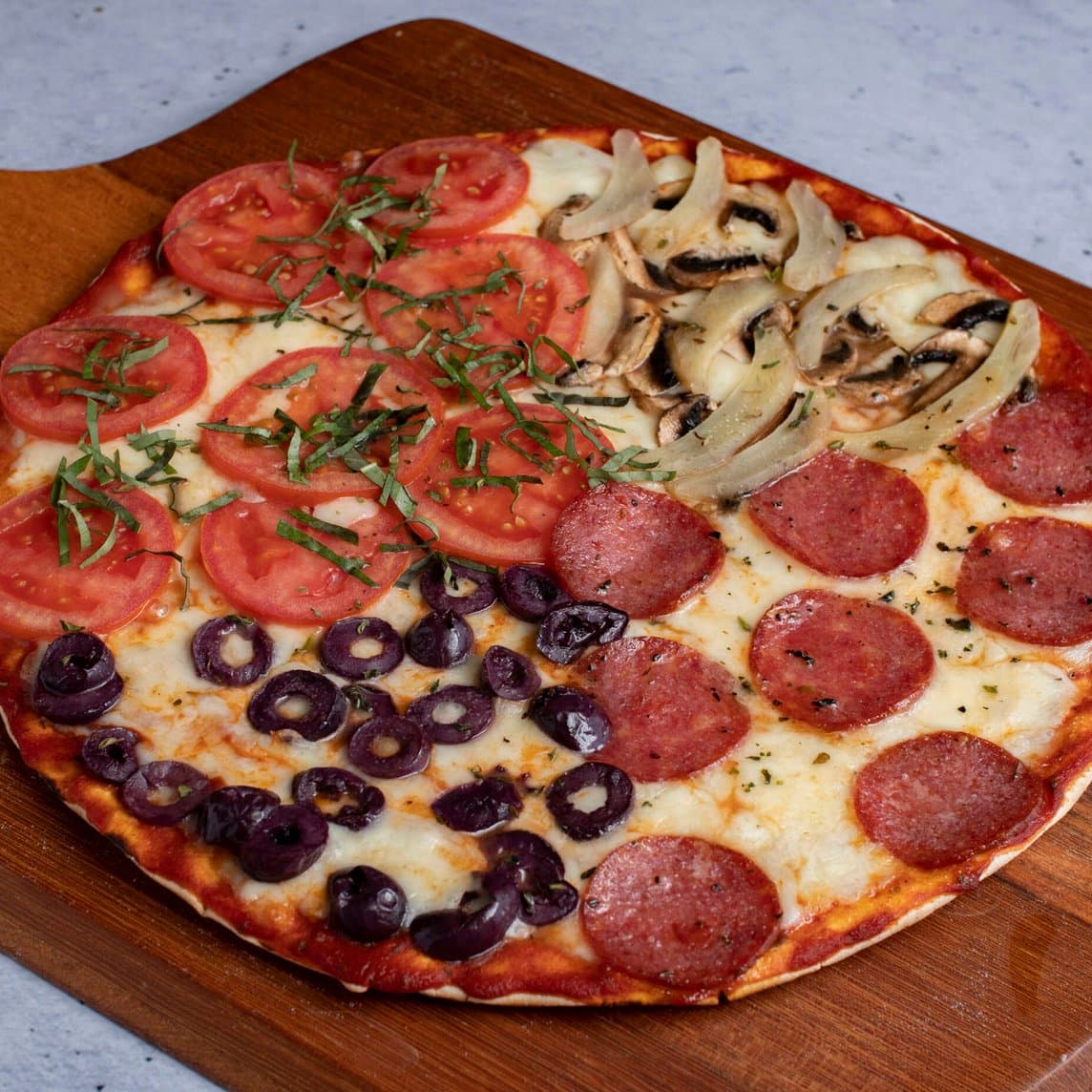 Pizza Cuatro Estaciones Familiar