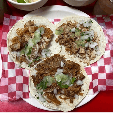 TACOS DE CARNITAS