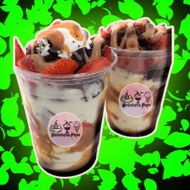 Dos Fresas con Crema y OREO