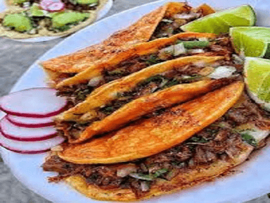 Paquete 4 10 Tacos de Barbacoa y 2 Bebidas