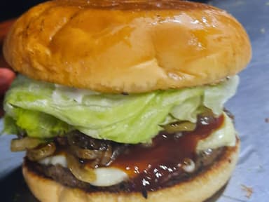Combo Hamburguesa Vecina+ Refresco.