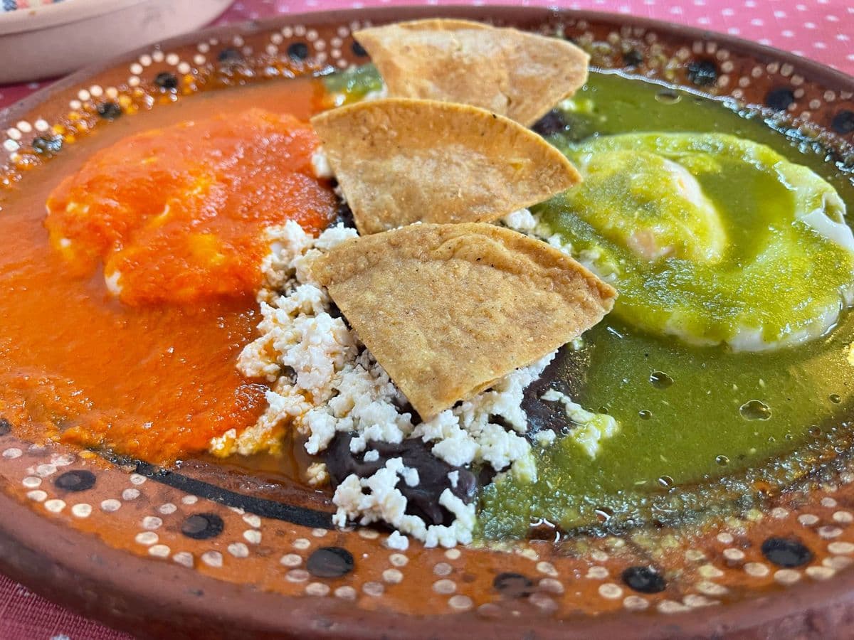 Huevos Divorciados