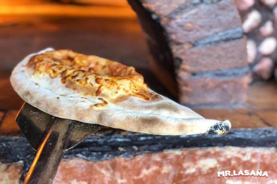 CALZONE NAPOLETANO