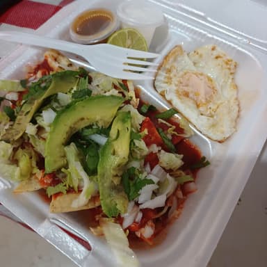 Chilaquiles con 2 Huevos