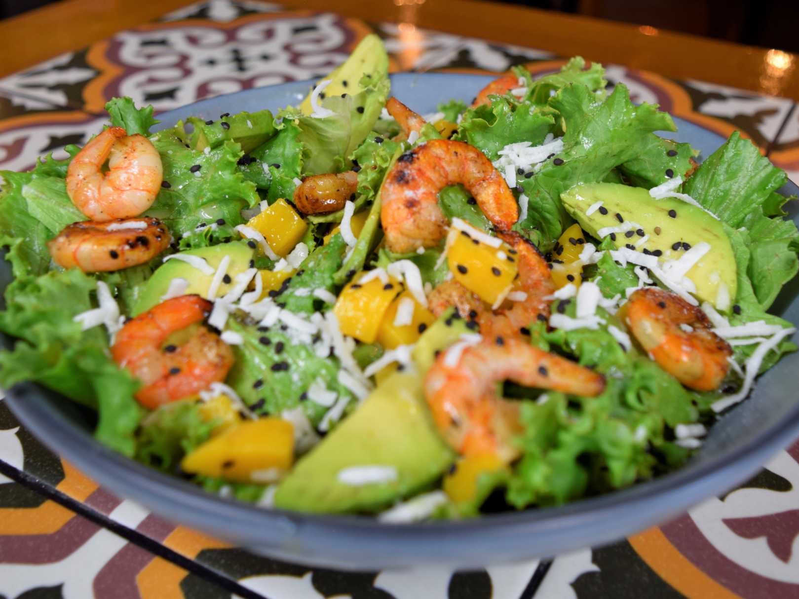 Ensalada Camarones con Mango