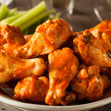 ORDEN DE 8 ALITAS BBQ PICANTE