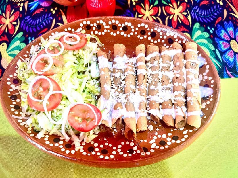 Las Marias antojitos mexicanos