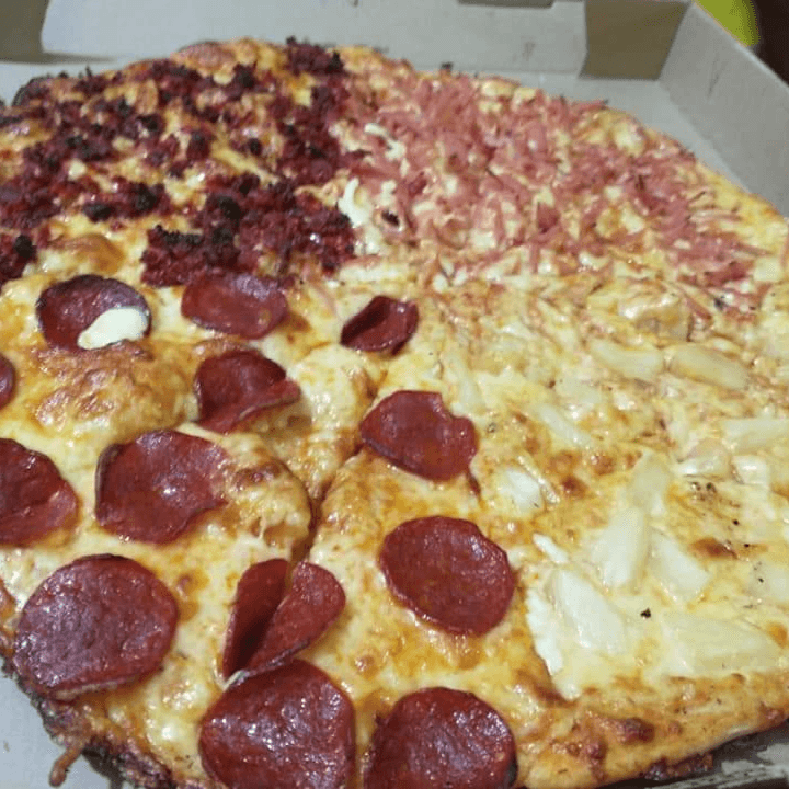 Pizza Cuatro Estaciones