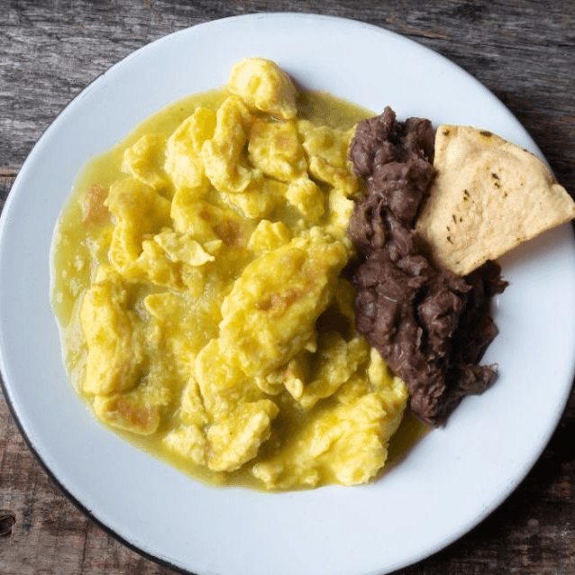 Huevos de la granja (3 pz)