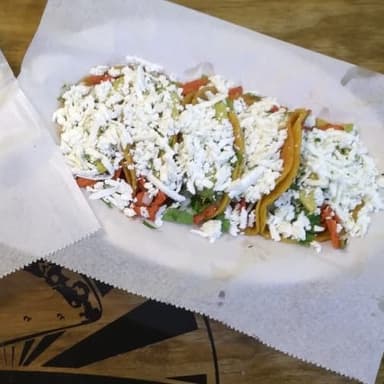 Orden de tacos campechano en maiz