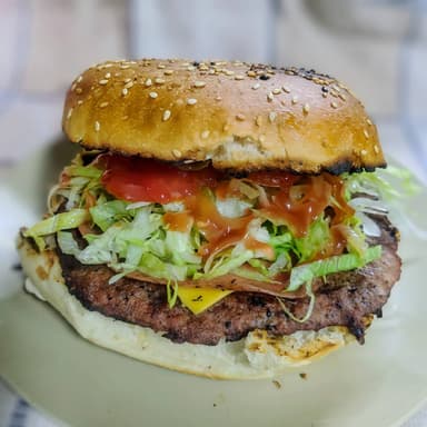 HAMBURGUESA ESPECIAL