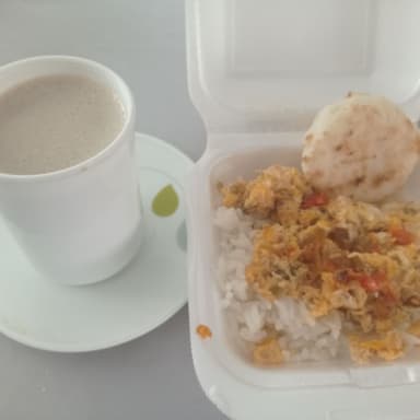 Desayuno Con Huevos Pericos 1