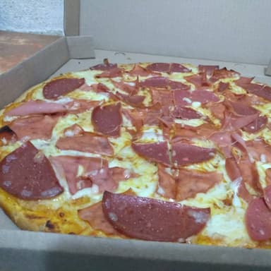 PIZZA CARNES FRIAS