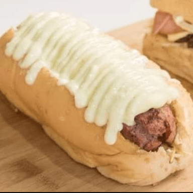 Perro Medio Suizo Gratinado Especial + Jamón