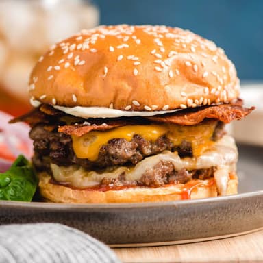 DOUBLE CHESSE BURGER con Tocino