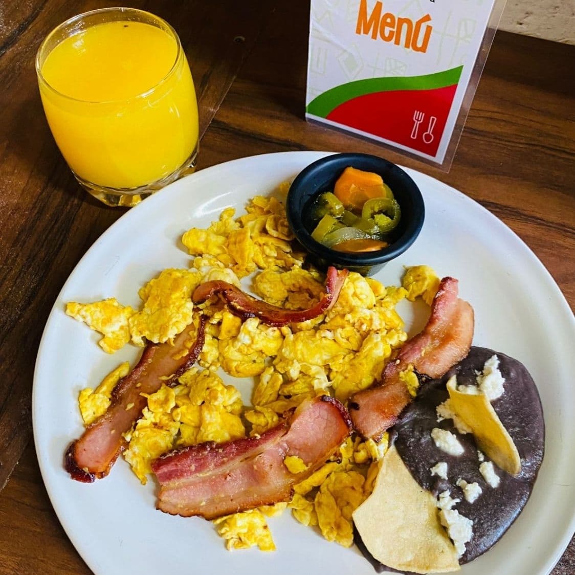 Huevos con Chorizo