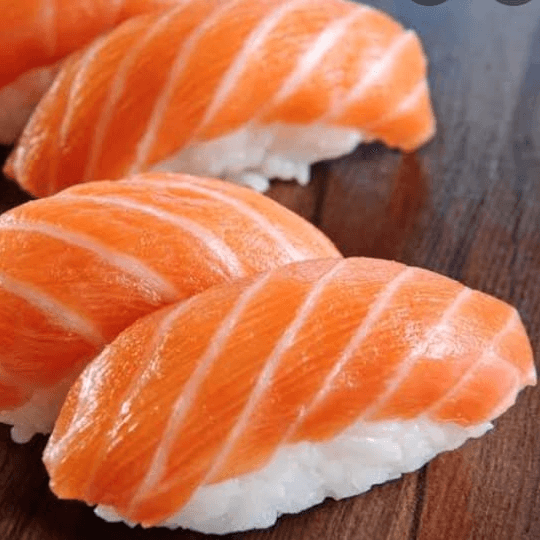 NIGUIRI SALMON