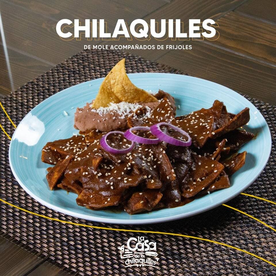 Bowl Chilaquiles de Mole Poblano