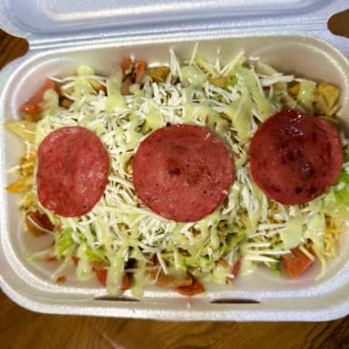 Salchipapa 3 Carnes & Salami