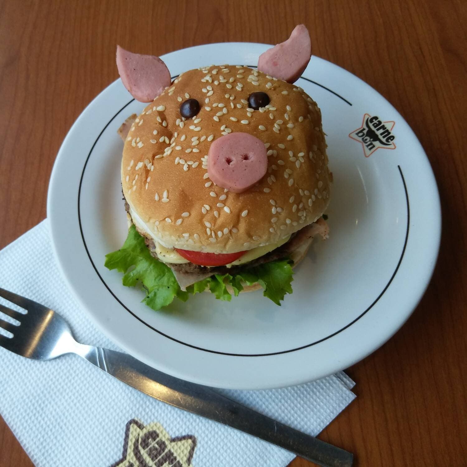 Cochinito y 1 Bebida