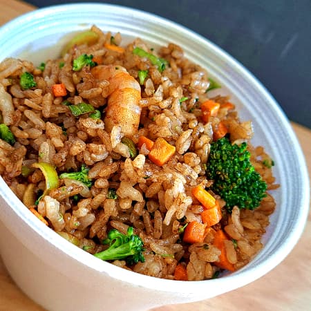 Arroz Frito con Todo (Pollo + Camarón + Arrachera)