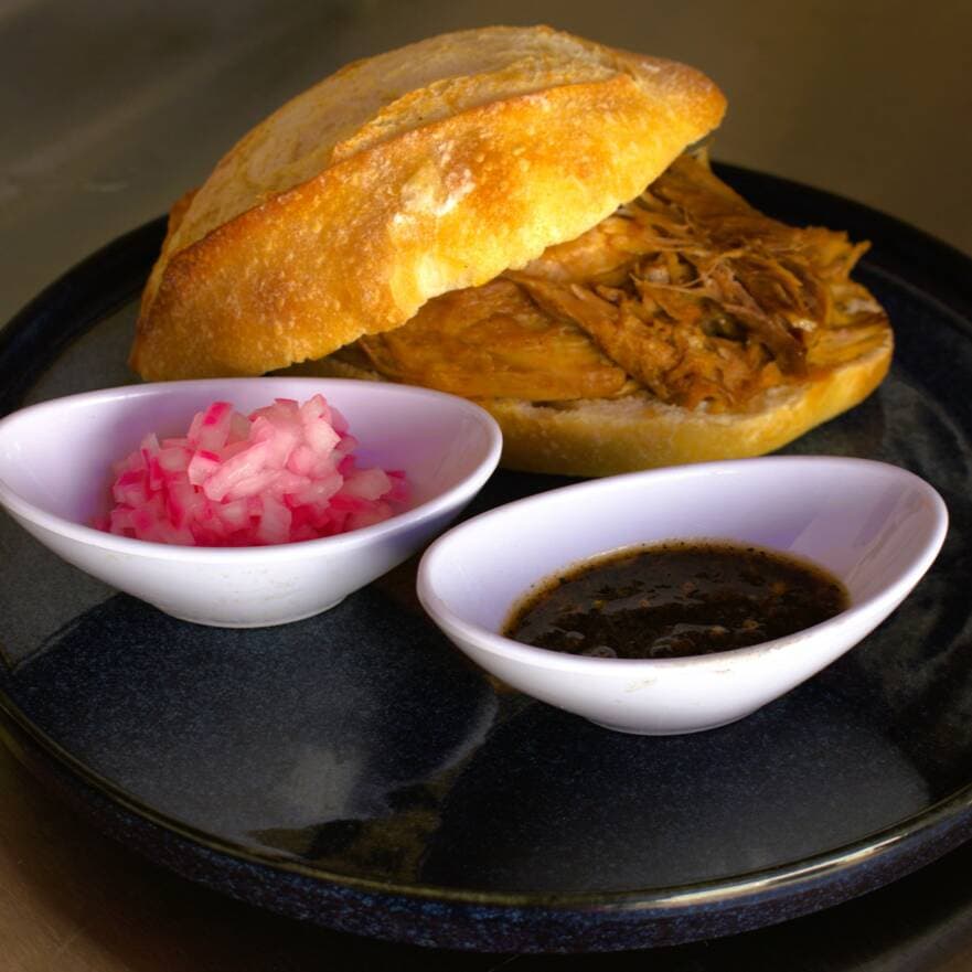 Torta de Cochinita Pibil