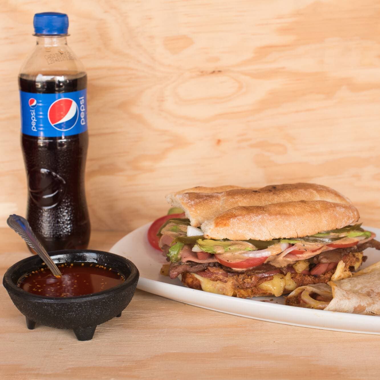 Paquete Torta Cubana + Bebida