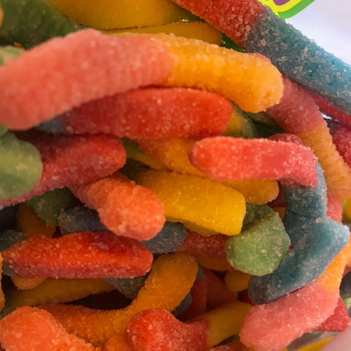 Gomitas Gusanos Neón