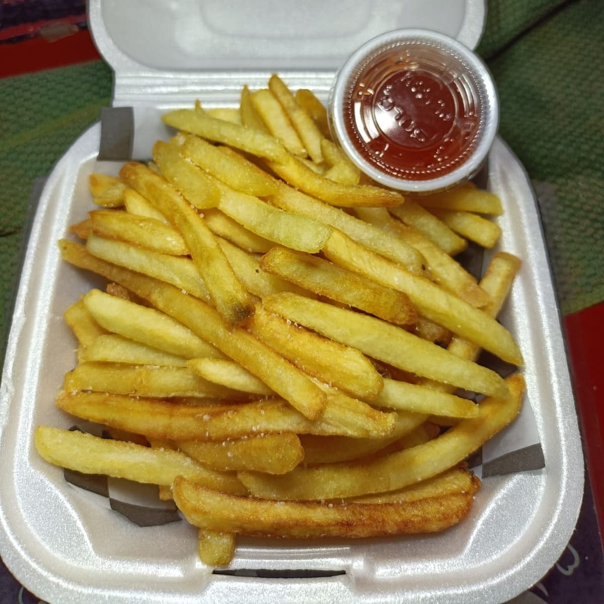 Papas Francesas con Catsup