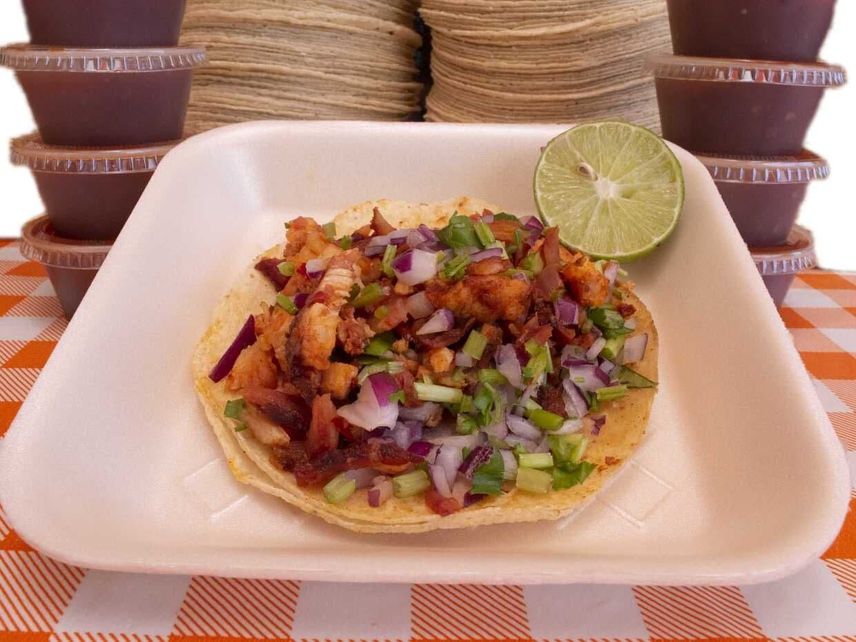 Tacos de Pollo al Pastor