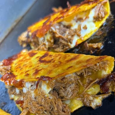 Taco de Harina con Queso