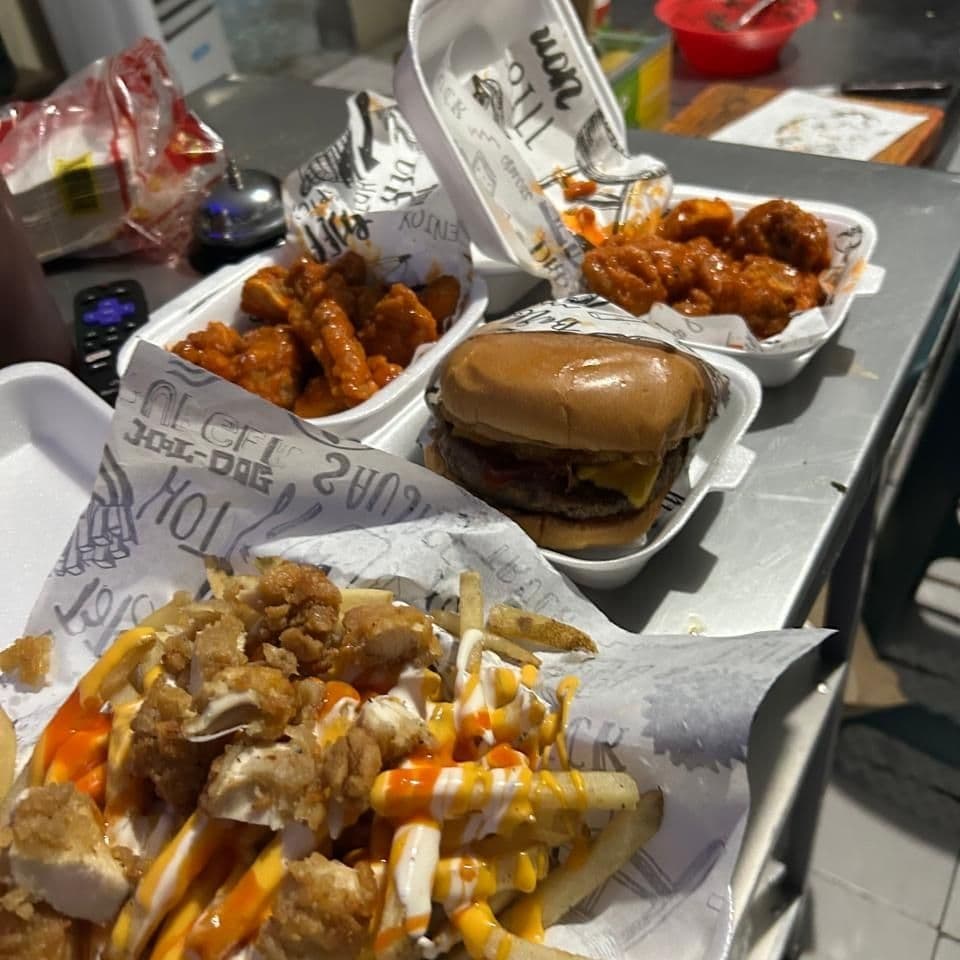 Par De Hamburguesas 2 Bebidas Gratis