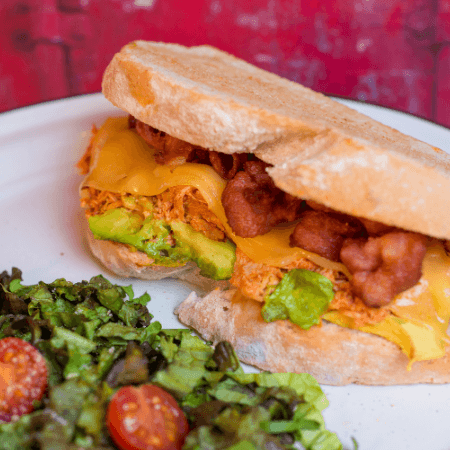 Buffalo Chicken Sándwich