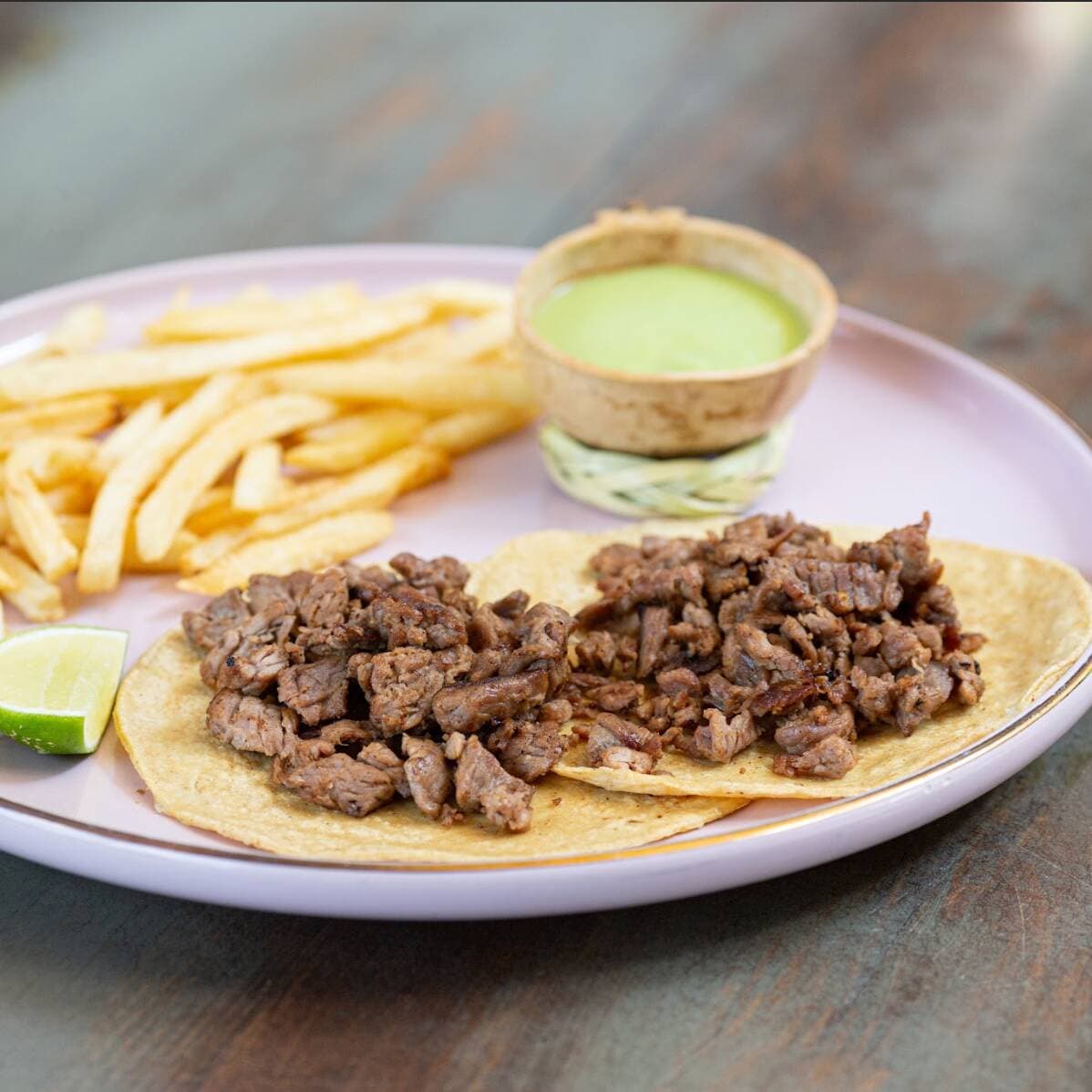 Taquitos Muchitos
