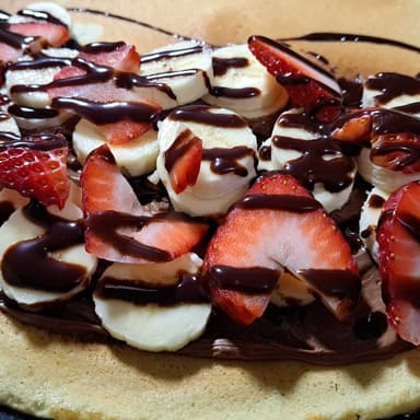 CREPA DE NUTELLA FRESA Y PLATANO