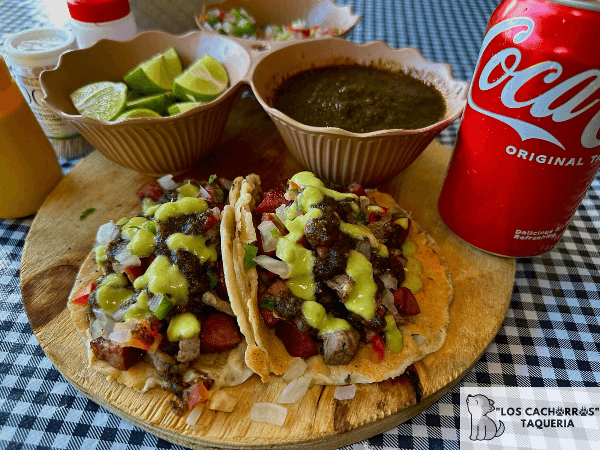 Los Cachorros Taqueria
